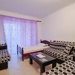 Edlira Apartment